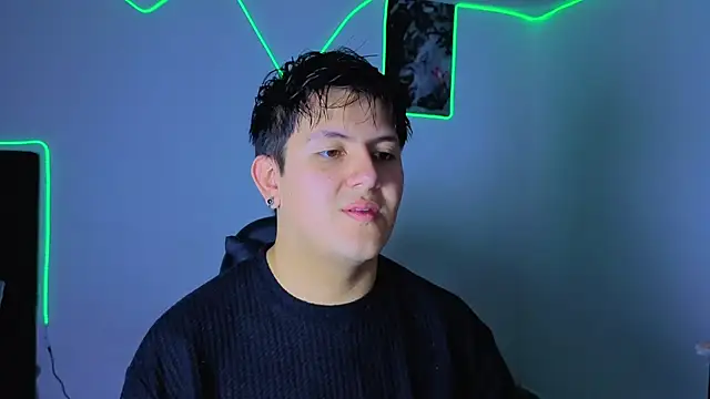 Snapshot of Ryan_Doretti chatting on November 21, 2025, 1:43 pm Ryan Doretti online show from November 21, 2025, 1:43 pm