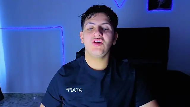 Snapshot of Ryan_Doretti chatting on November 25, 2025, 2:50 pm Ryan Doretti online show from November 25, 2025, 2:50 pm