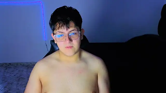 Snapshot of Ryan_Doretti chatting on November 26, 2025, 1:56 pm Ryan Doretti online show from November 26, 2025, 1:56 pm