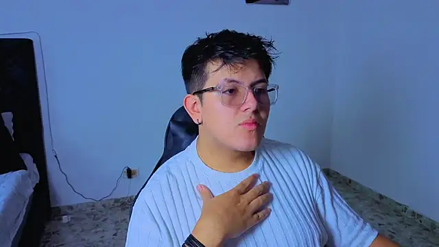 Snapshot of Ryan_Doretti chatting on December 5, 2025, 8:38 pm Ryan Doretti online show from December 5, 2025, 8:38 pm