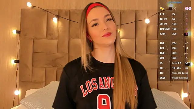 ClaradelMar online show from September 20, 2025, 11:00 am