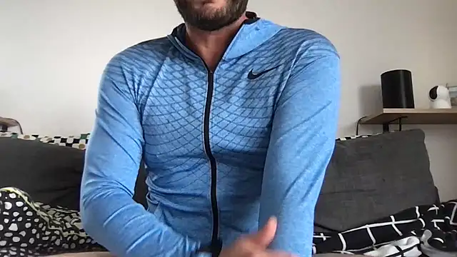 Toysboy67bi online show from September 29, 2025, 10:09 am