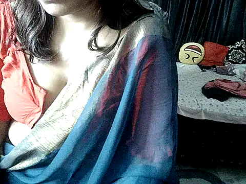 Snapshot of Anaconda-Mall chatting on October 8, 2025, 3:53 pm Anaconda-Mall online show from October 8, 2025, 3:53 pm