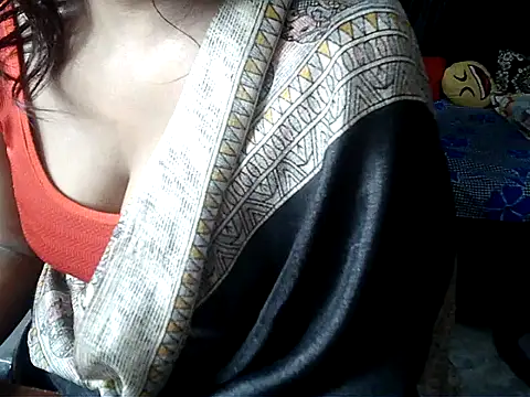 Snapshot of Anaconda-Mall chatting on October 13, 2025, 6:41 pm Anaconda-Mall online show from October 13, 2025, 6:41 pm