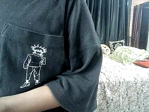 Snapshot of Anaconda-Mall chatting on October 20, 2025, 7:47 pm Anaconda-Mall online show from October 20, 2025, 7:47 pm