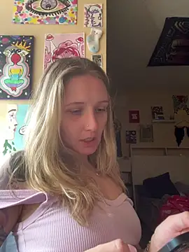 AutumnTides online show from September 10, 2025, 4:18 pm