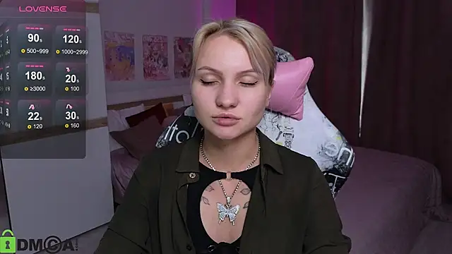 Snapshot of Cameronlovely_ chatting on September 25, 2025, 8:51 am Cameronlovely  online show from September 25, 2025, 8:51 am