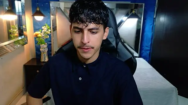 Snapshot of Alan_Del_Reyx chatting on February 19, 2026, 4:08 am Alan Del Reyx online show from February 19, 2026, 4:08 am