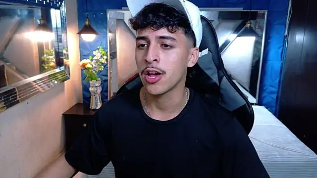 Snapshot of Alan_Del_Reyx chatting on February 24, 2026, 1:03 am Alan Del Reyx online show from February 24, 2026, 1:03 am