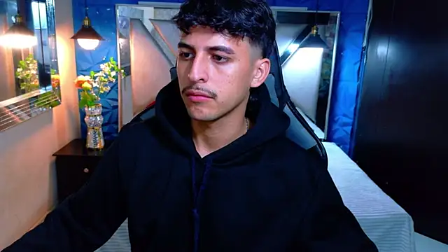 Snapshot of Alan_Del_Reyx chatting on February 25, 2026, 1:37 am Alan Del Reyx online show from February 25, 2026, 1:37 am