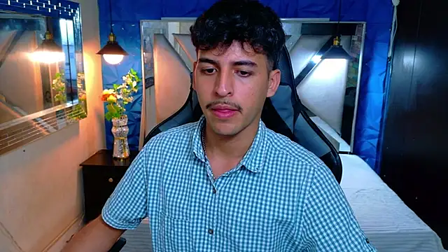 Snapshot of Alan_Del_Reyx chatting on March 2, 2026, 5:08 am Alan Del Reyx online show from March 2, 2026, 5:08 am