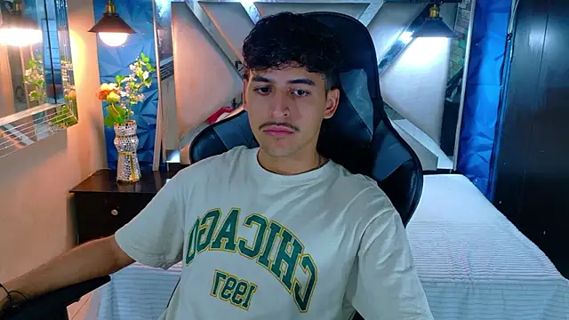 Snapshot of Alan_Del_Reyx chatting on March 6, 2026, 2:08 am Alan Del Reyx online show from March 6, 2026, 2:08 am