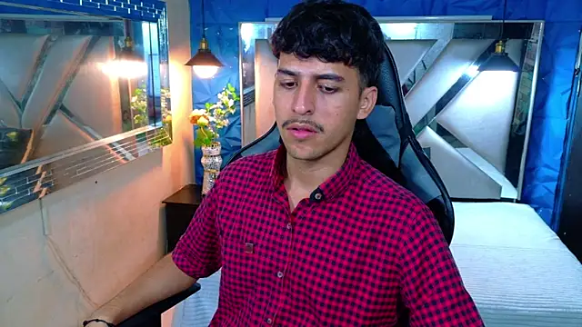 Snapshot of Alan_Del_Reyx chatting on March 7, 2026, 3:25 am Alan Del Reyx online show from March 7, 2026, 3:25 am