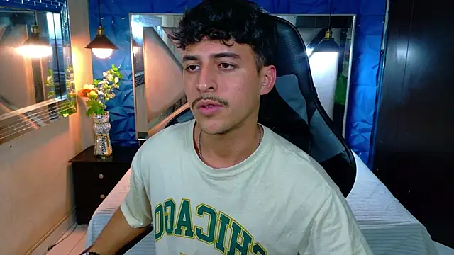 Snapshot of Alan_Del_Reyx chatting on March 10, 2026, 2:05 am Alan Del Reyx online show from March 10, 2026, 2:05 am