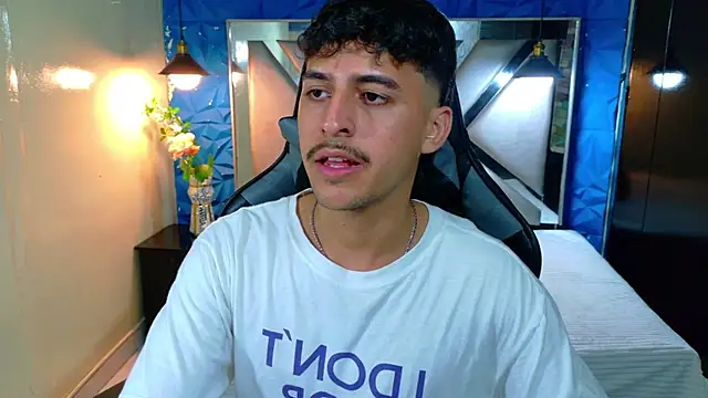 Snapshot of Alan_Del_Reyx chatting on March 11, 2026, 2:17 am Alan Del Reyx online show from March 11, 2026, 2:17 am