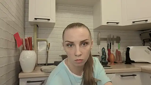 Edena  online show from June 9, 2026, 3:12 pm
