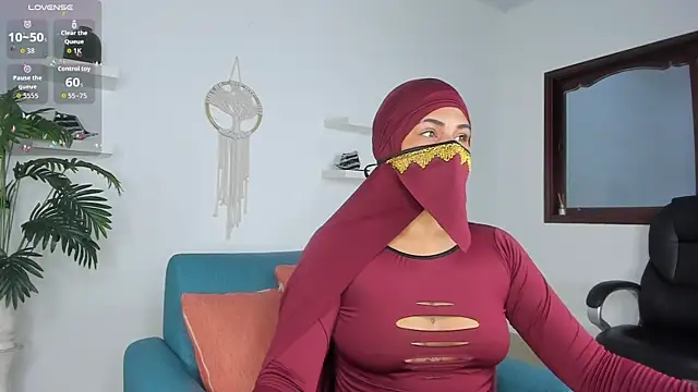 Snapshot of zali_mahamed chatting on September 23, 2025, 9:56 am zali mahamed online show from September 23, 2025, 9:56 am
