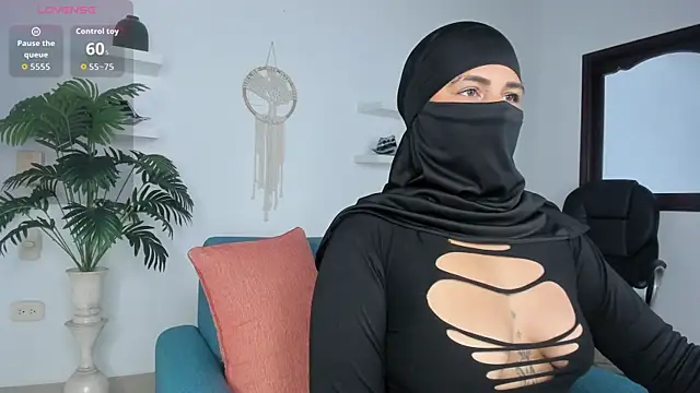 Snapshot of zali_mahamed chatting on October 10, 2025, 12:04 pm zali mahamed online show from October 10, 2025, 12:04 pm