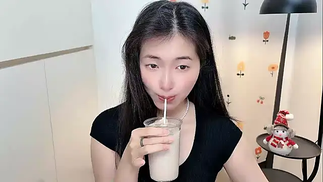 Rosalind xixi online show from April 27, 2026, 2:53 am