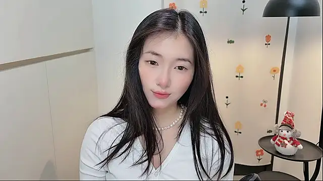 Rosalind xixi online show from May 8, 2026, 2:17 am