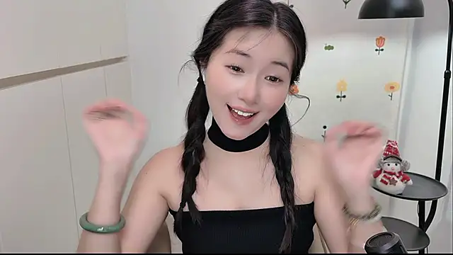 Snapshot of Rosalind_xixi chatting on May 29, 2026, 1:31 pm Rosalind xixi online show from May 29, 2026, 1:31 pm