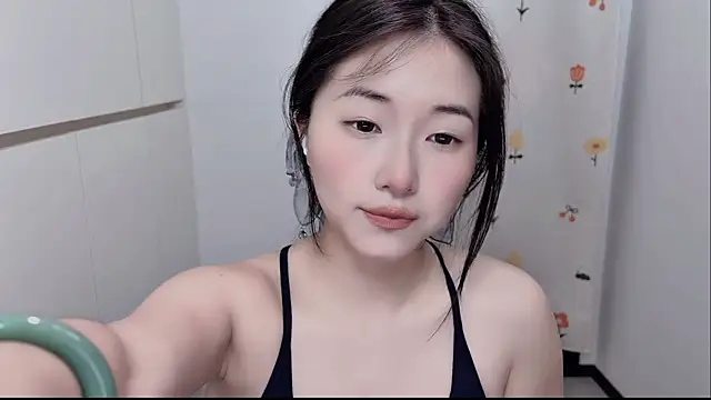 Snapshot of Rosalind_xixi chatting on June 11, 2026, 2:53 am Rosalind xixi online show from June 11, 2026, 2:53 am