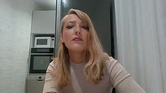 Snapshot of Vexxaa chatting on September 26, 2025, 3:49 pm Vexxaa online show from September 26, 2025, 3:49 pm