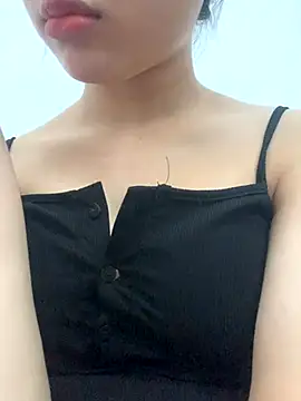 Snapshot of Nguyenha11 chatting on September 20, 2025, 6:25 am Nguyenha11 online show from September 20, 2025, 6:25 am