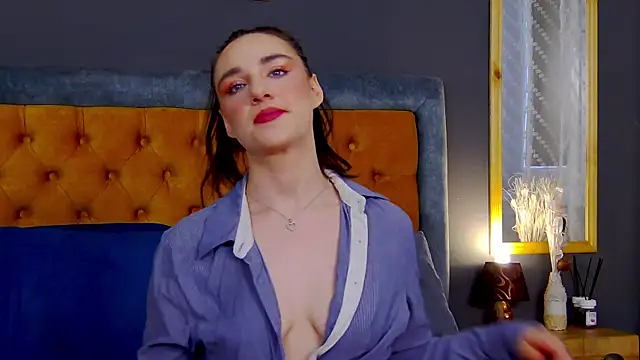 Jessica White  online show from May 8, 2026, 3:56 am