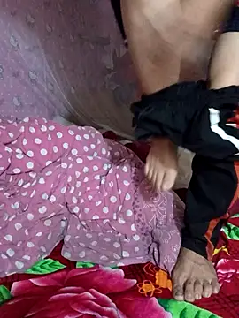 Snapshot of TinTin321 chatting on December 21, 2025, 2:35 pm TinTin321 online show from December 21, 2025, 2:35 pm