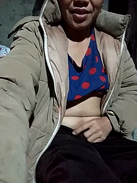 Snapshot of TinTin321 chatting on January 5, 2026, 11:30 pm TinTin321 online show from January 5, 2026, 11:30 pm