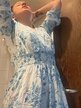 IsabellaEtha online show from April 6, 2026, 11:22 am