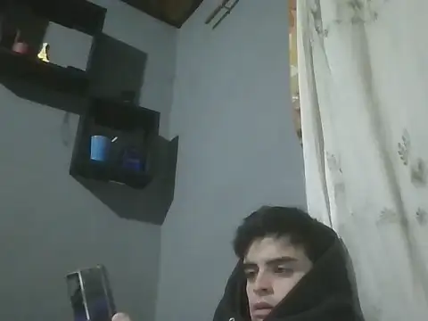 Snapshot of Rodrigo99_9 chatting on June 15, 2026, 11:51 pm Rodrigo99 9 online show from June 15, 2026, 11:51 pm