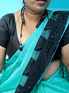 yelmaji91 online show from October 21, 2025, 5:08 am