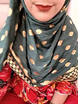 Snapshot of Indian-Aleena chatting on April 15, 2026, 6:42 am Indian-Aleena online show from April 15, 2026, 6:42 am