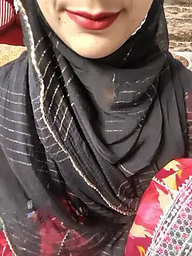 Snapshot of Indian-Aleena chatting on May 8, 2026, 8:41 am Indian-Aleena online show from May 8, 2026, 8:41 am