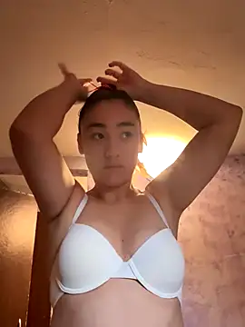 KissMeZoey online show from September 10, 2025, 4:23 am