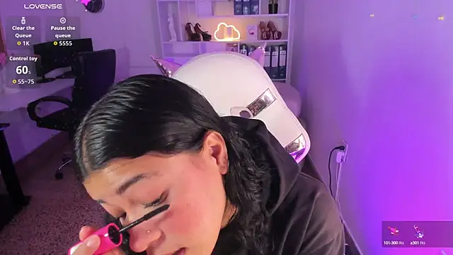 Snapshot of Ivy_nt chatting on September 17, 2025, 7:15 pm Ivy nt online show from September 17, 2025, 7:15 pm