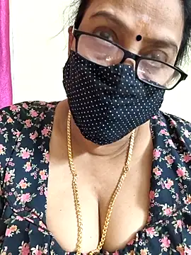 Snapshot of heera-rani chatting on February 17, 2026, 7:16 am heera-rani online show from February 17, 2026, 7:16 am