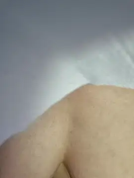 Linh linh01 online show from February 16, 2026, 6:04 pm