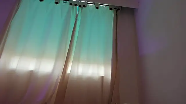 canelleGarces online show from February 11, 2026, 4:45 pm