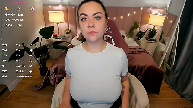 Snapshot of ashton_heidii chatting on October 17, 2025, 12:14 am ashton heidii online show from October 17, 2025, 12:14 am