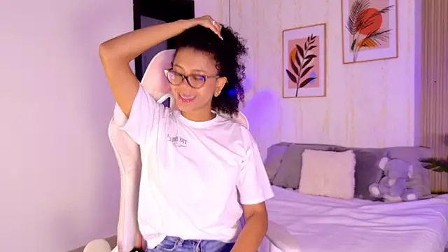 Snapshot of Ayleen_Dunkan chatting on February 27, 2026, 1:22 pm Ayleen Dunkan online show from February 27, 2026, 1:22 pm