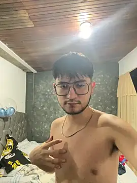 Snapshot of DanteRushh chatting on October 12, 2025, 9:25 pm DanteRushh online show from October 12, 2025, 9:25 pm