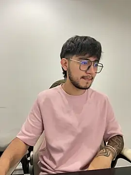 Snapshot of DanteRushh chatting on October 15, 2025, 12:16 pm DanteRushh online show from October 15, 2025, 12:16 pm