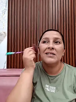 KikaDuque online show from May 4, 2026, 6:26 pm
