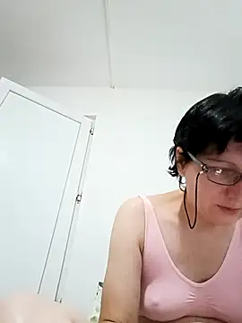 Snapshot of Vera_Elle chatting on October 10, 2025, 7:57 pm Vera Elle online show from October 10, 2025, 7:57 pm