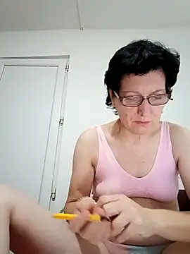 Snapshot of Vera_Elle chatting on October 23, 2025, 3:44 pm Vera Elle online show from October 23, 2025, 3:44 pm