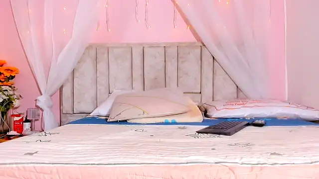 Rachellcooperrr online show from October 8, 2025, 10:29 pm