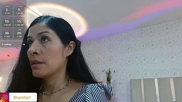 BLUE TAY1 online show from November 4, 2025, 12:04 pm